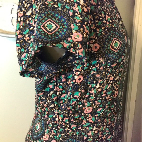 J. Crew scoop neck  floral flutter dress - Picture 14 of 16